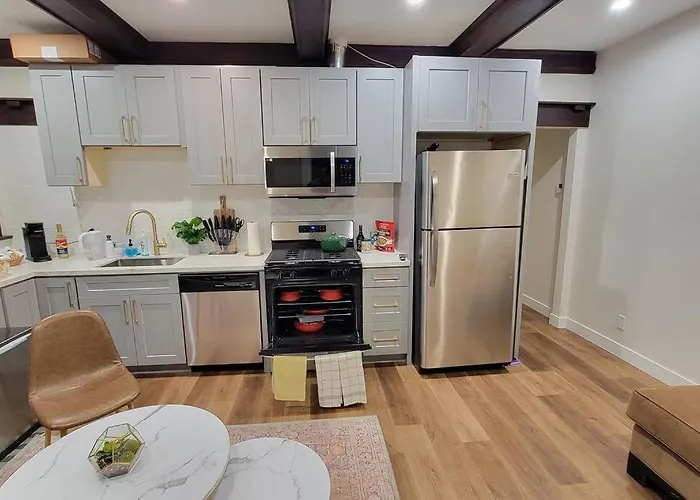 Elegant Luxury 2Br Apt Near Dtla