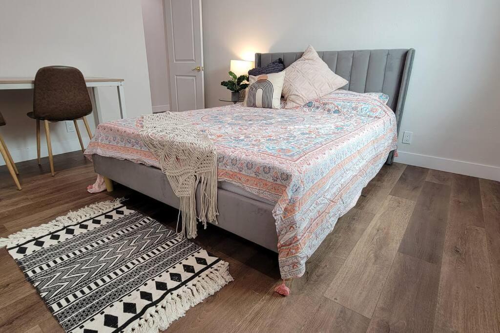 Elegant Luxury 2br Near Dtla Apartment