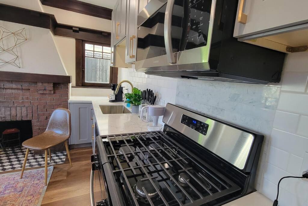 Apartment Elegant Luxury 2br Near Dtla