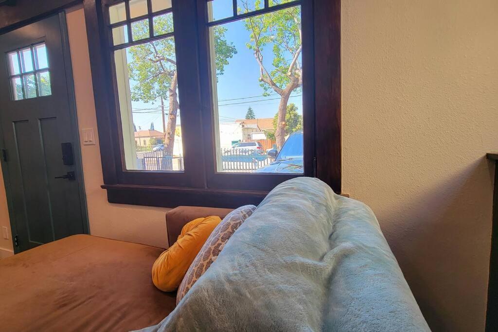Apartment Elegant Luxury 2br Near Dtla *